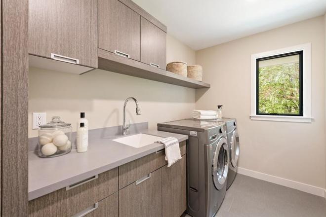 Boyer Building Corp & Mark Ehlen Ehlen Creative Communication